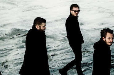 Editors и Flood. Синтезаторы на передний план, запись на плёнку, великолепные ошибки.