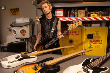 Бас гитары Fender Road Worn