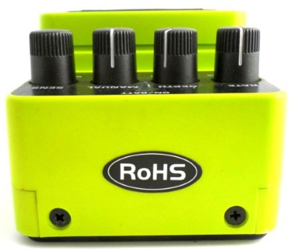 Behringer Ultra Wah UW300 гитарный эффект auto-wah купить в Москве