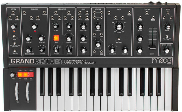 Moog Matriarch Dark 0